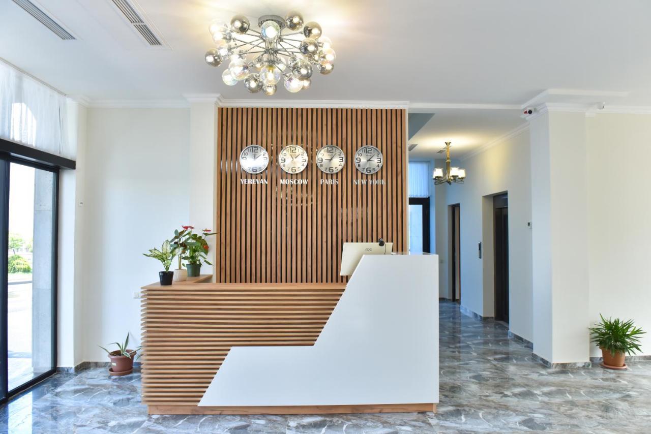 Altunyan Hotel Erywań Zewnętrze zdjęcie