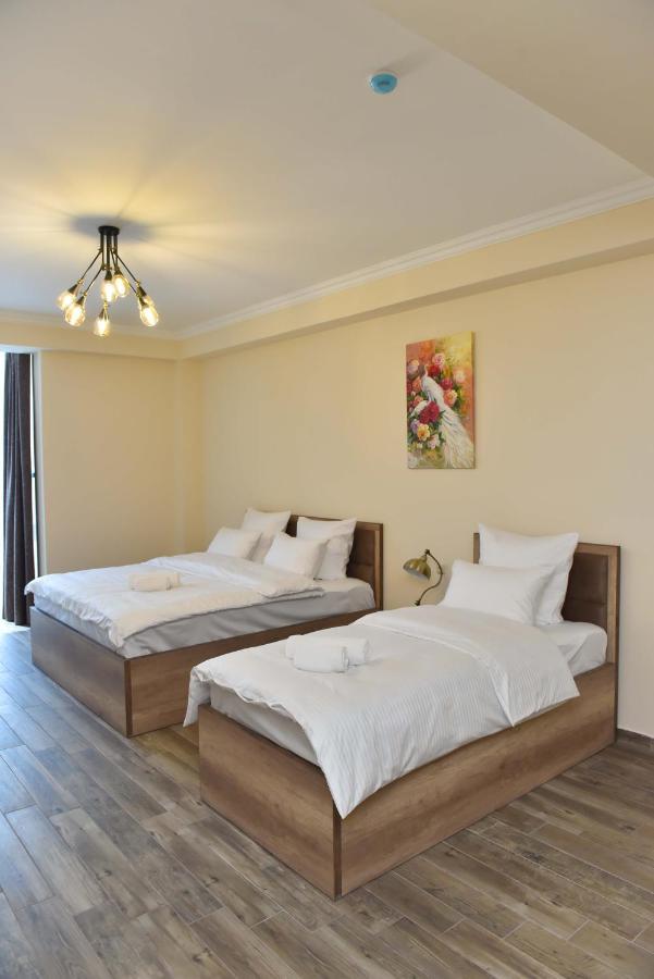 Altunyan Hotel Erywań Zewnętrze zdjęcie
