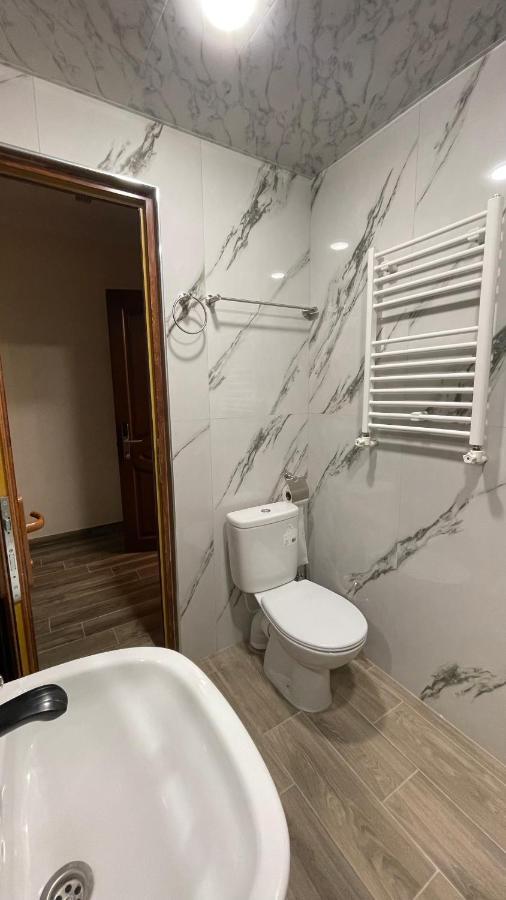 Altunyan Hotel Erywań Zewnętrze zdjęcie