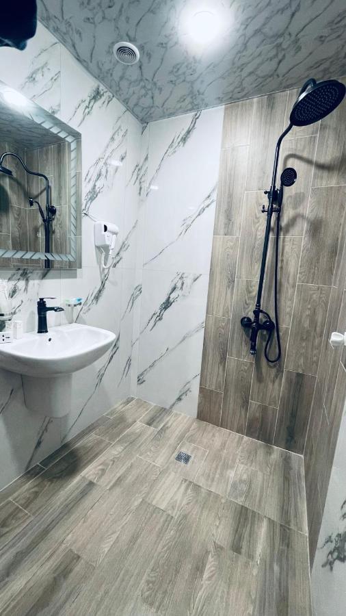 Altunyan Hotel Erywań Zewnętrze zdjęcie